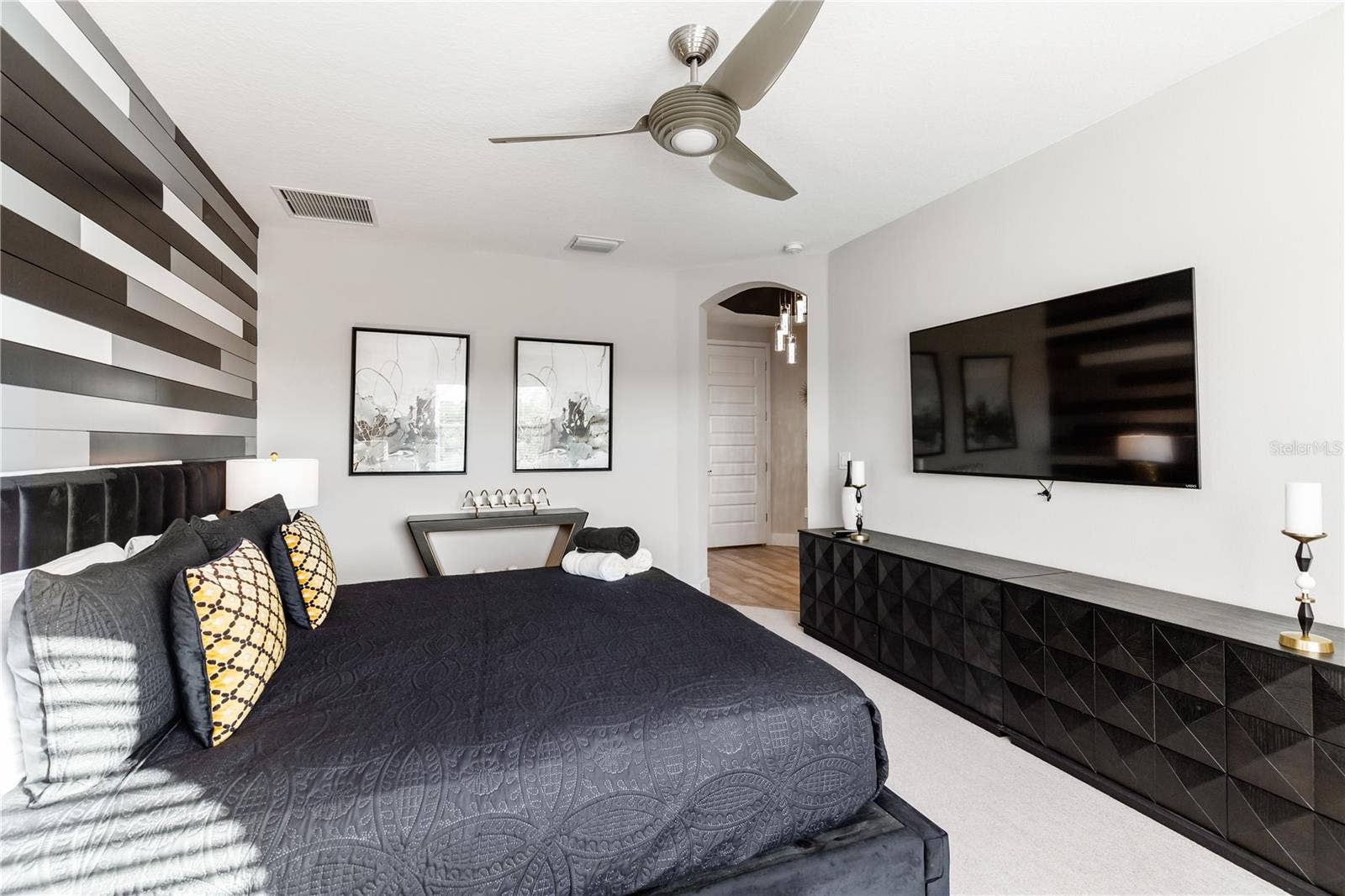 1039 JACK NICKLAUS COURT, Kissimmee, FL 34747 1039 JACK NICKLAUS COURT, Kissimmee, FL 34747