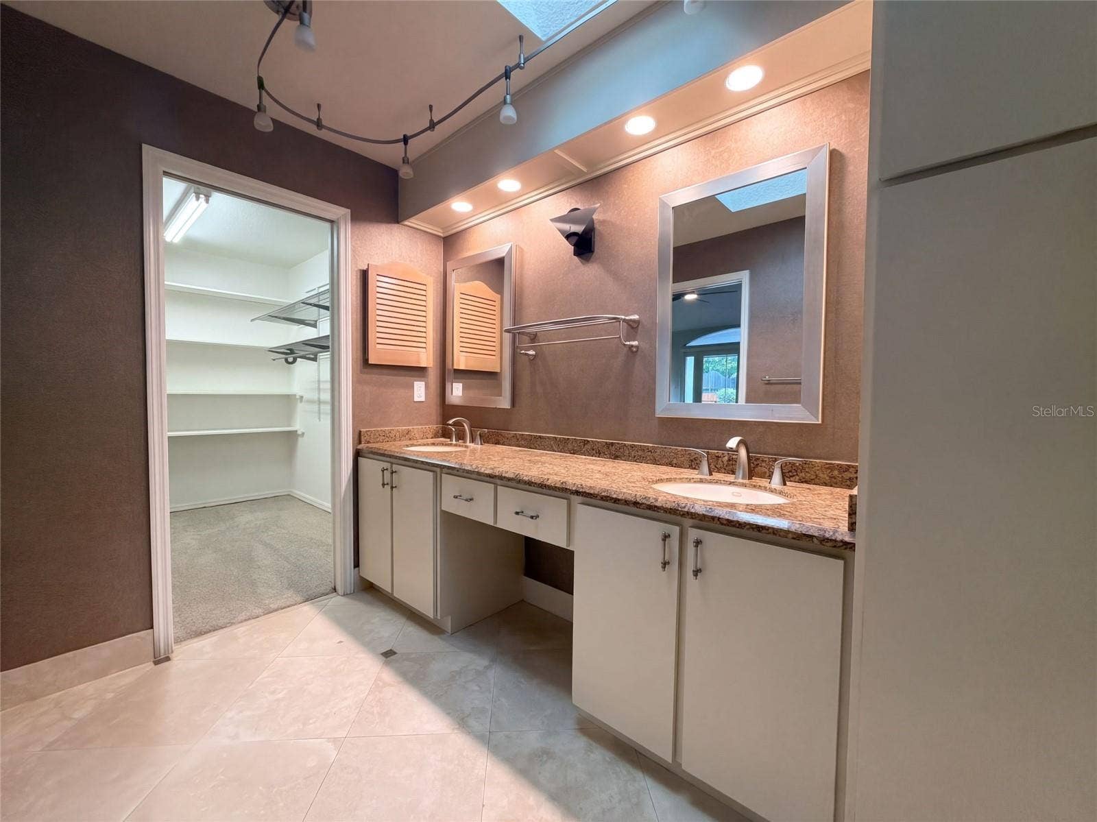 455 LONGMEADOW LANE, Longwood, FL 32779 455 LONGMEADOW LANE, Longwood, FL 32779