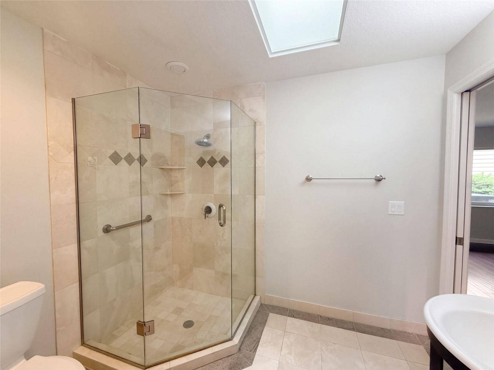 455 LONGMEADOW LANE, Longwood, FL 32779 455 LONGMEADOW LANE, Longwood, FL 32779