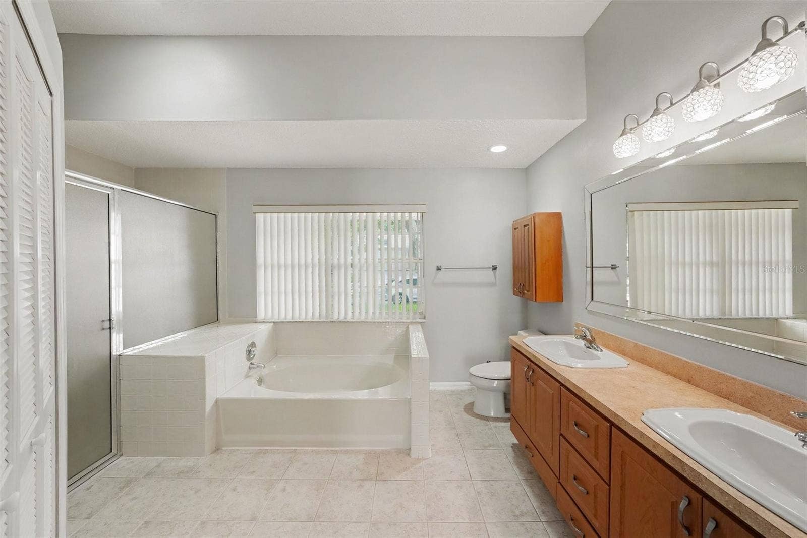 907 BRITTANY PARK BOULEVARD, Tarpon Springs, FL 34689 907 BRITTANY PARK BOULEVARD, Tarpon Springs, FL 34689