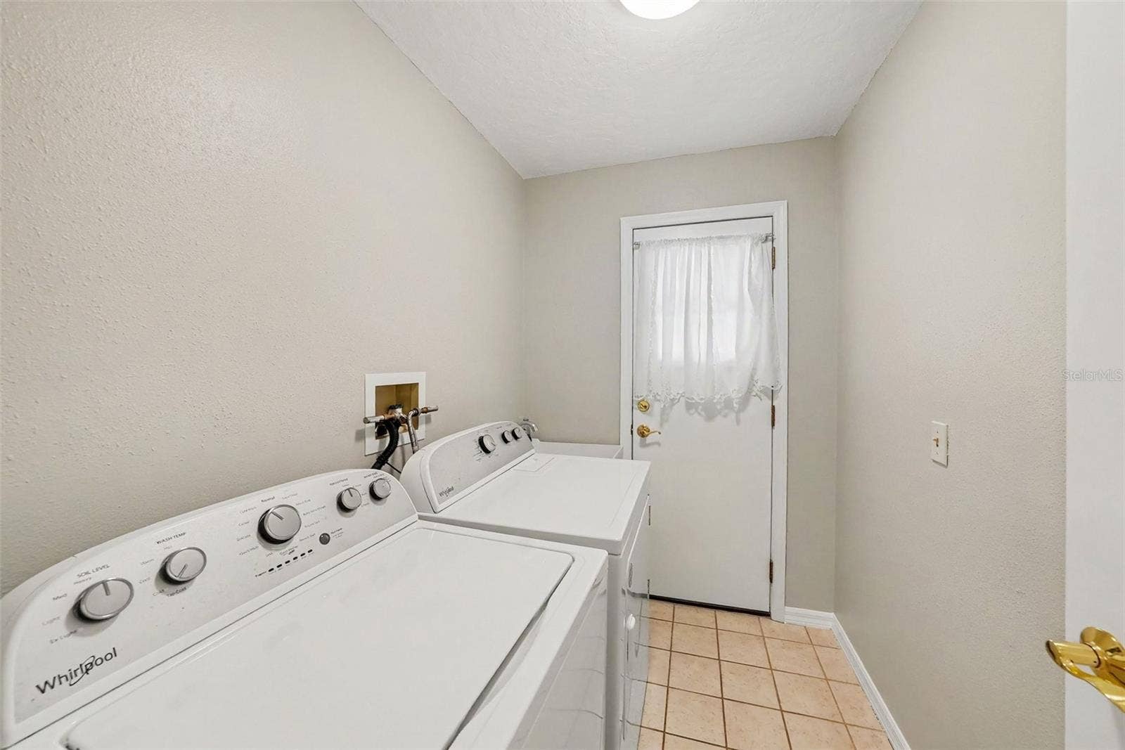 907 BRITTANY PARK BOULEVARD, Tarpon Springs, FL 34689 907 BRITTANY PARK BOULEVARD, Tarpon Springs, FL 34689