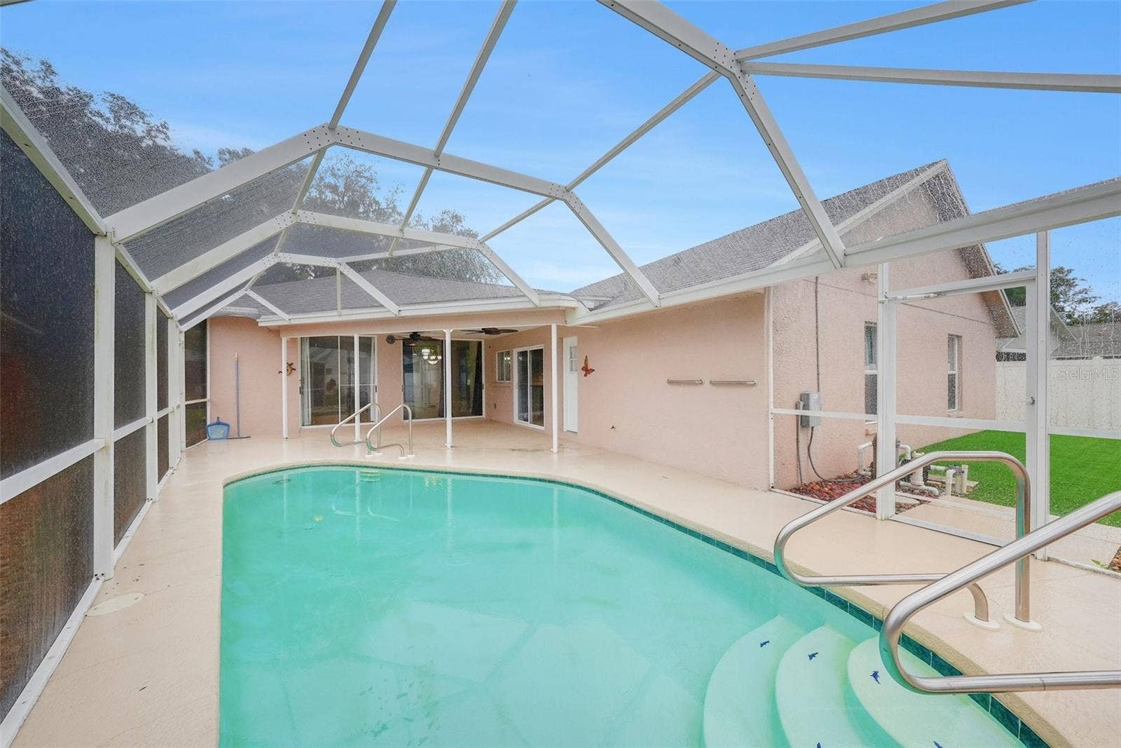 907 BRITTANY PARK BOULEVARD, Tarpon Springs, FL 34689 907 BRITTANY PARK BOULEVARD, Tarpon Springs, FL 34689