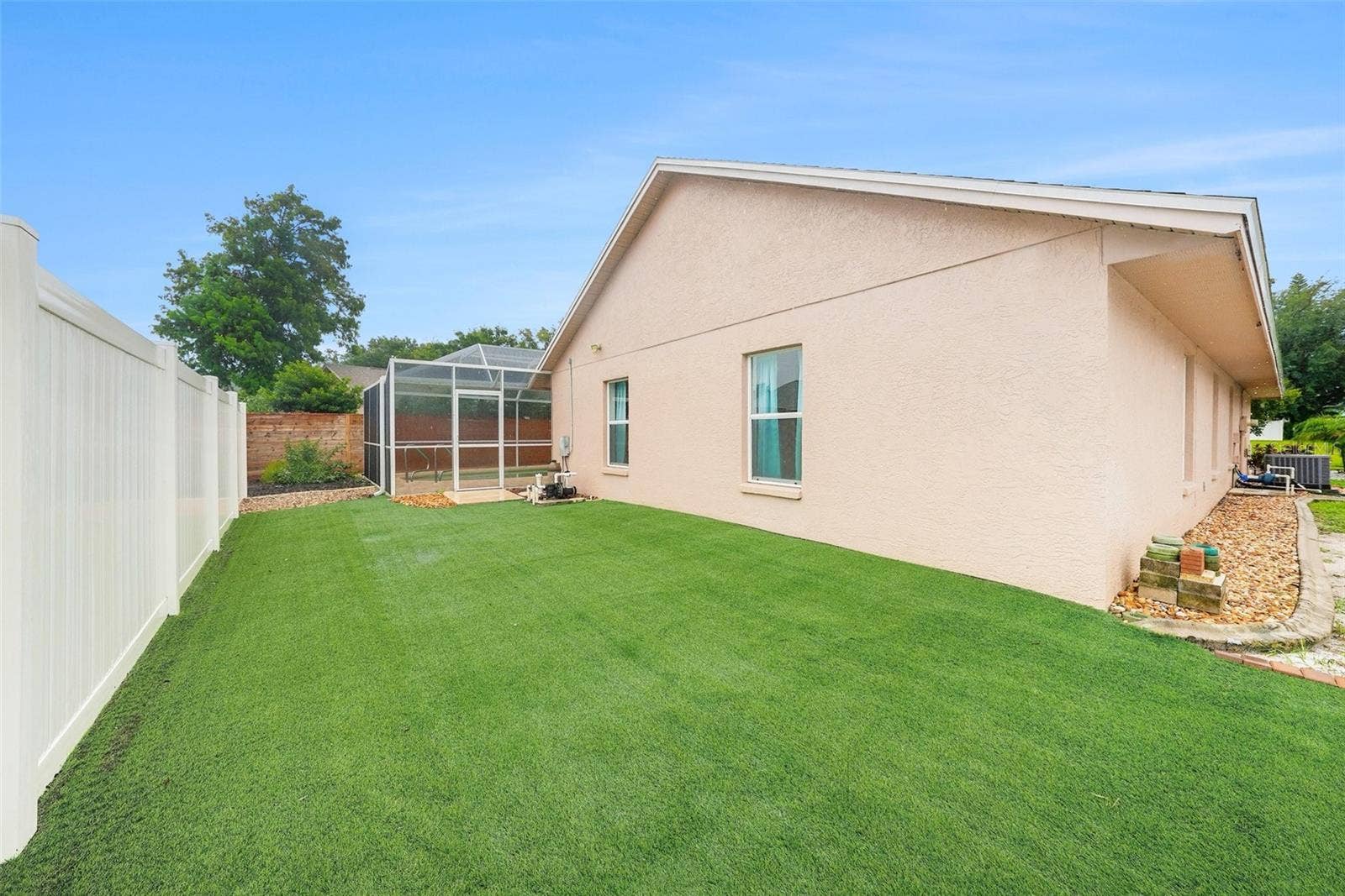 907 BRITTANY PARK BOULEVARD, Tarpon Springs, FL 34689 907 BRITTANY PARK BOULEVARD, Tarpon Springs, FL 34689