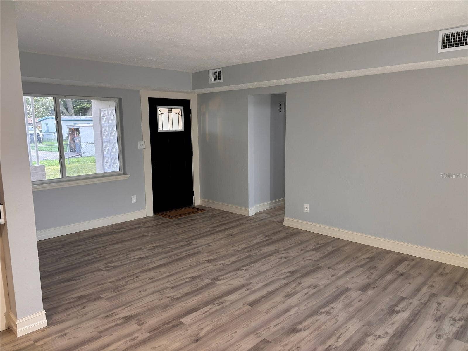 7115 ALVINA WAY, Orlando, FL 32822 Living Room