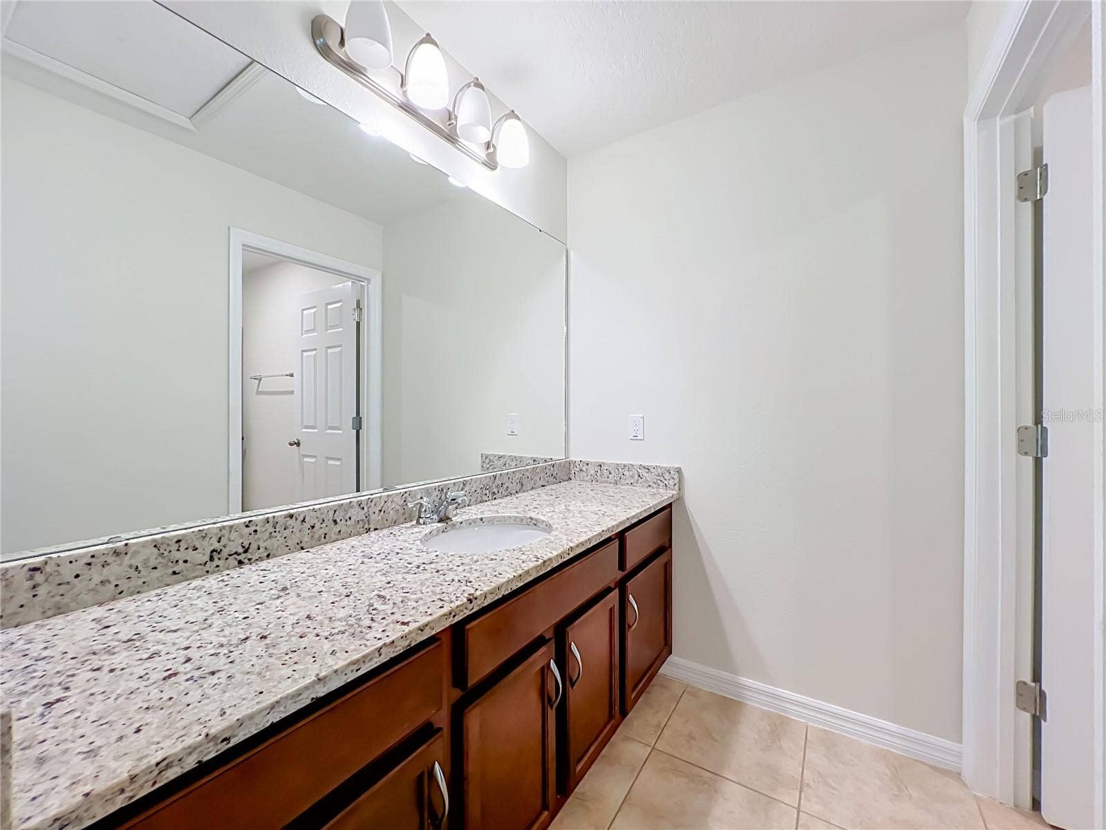 14259 LAKE PRESERVE BOULEVARD, Orlando, FL 32824 14259 LAKE PRESERVE BOULEVARD, Orlando, FL 32824