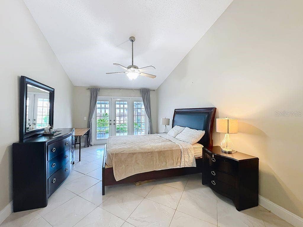 8609 CROSSBAY DRIVE, Orlando, FL 32829 8609 CROSSBAY DRIVE, Orlando, FL 32829