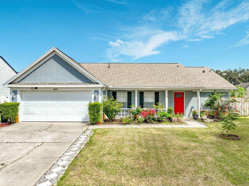 8609 CROSSBAY DRIVE, Orlando, FL 32829 8609 CROSSBAY DRIVE, Orlando, FL 32829