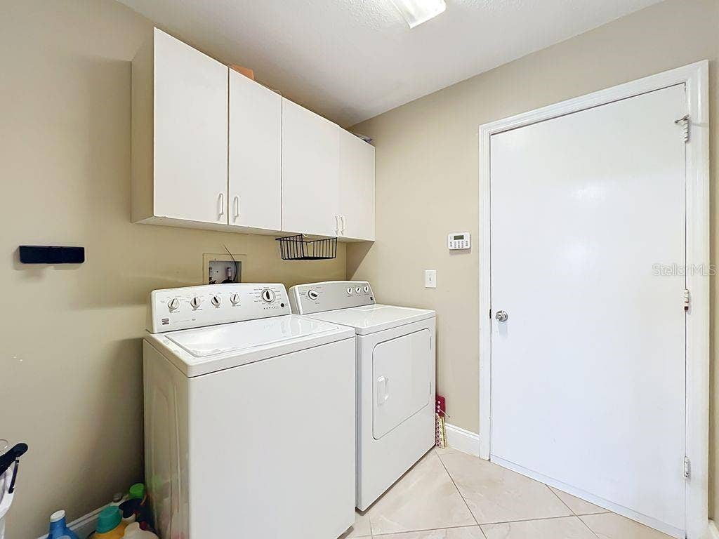 8609 CROSSBAY DRIVE, Orlando, FL 32829 8609 CROSSBAY DRIVE, Orlando, FL 32829