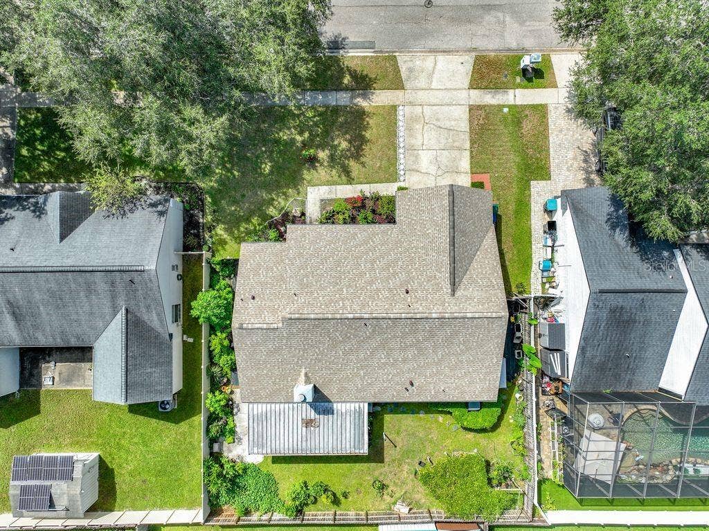 8609 CROSSBAY DRIVE, Orlando, FL 32829 8609 CROSSBAY DRIVE, Orlando, FL 32829