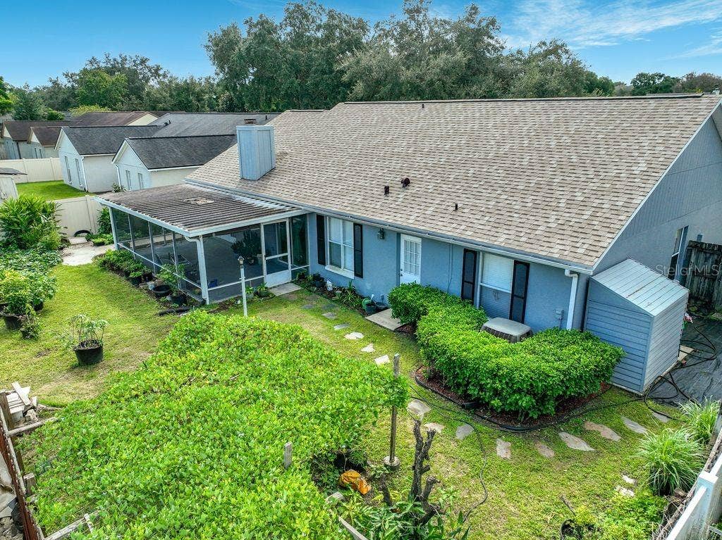 8609 CROSSBAY DRIVE, Orlando, FL 32829 8609 CROSSBAY DRIVE, Orlando, FL 32829