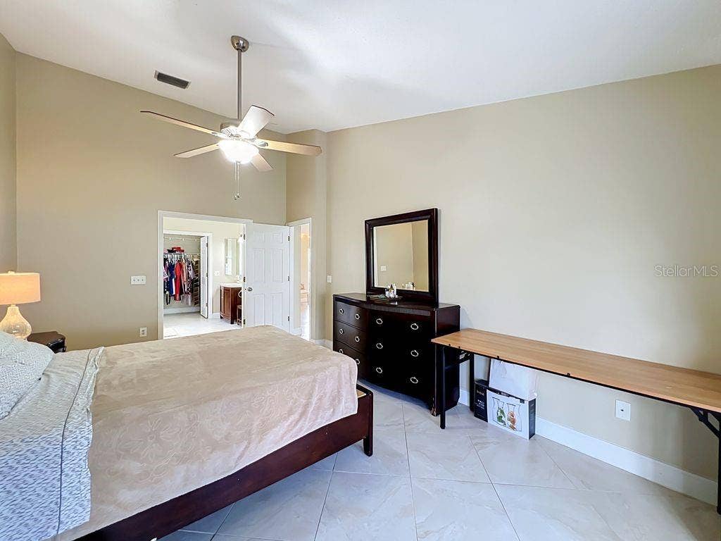 8609 CROSSBAY DRIVE, Orlando, FL 32829 8609 CROSSBAY DRIVE, Orlando, FL 32829