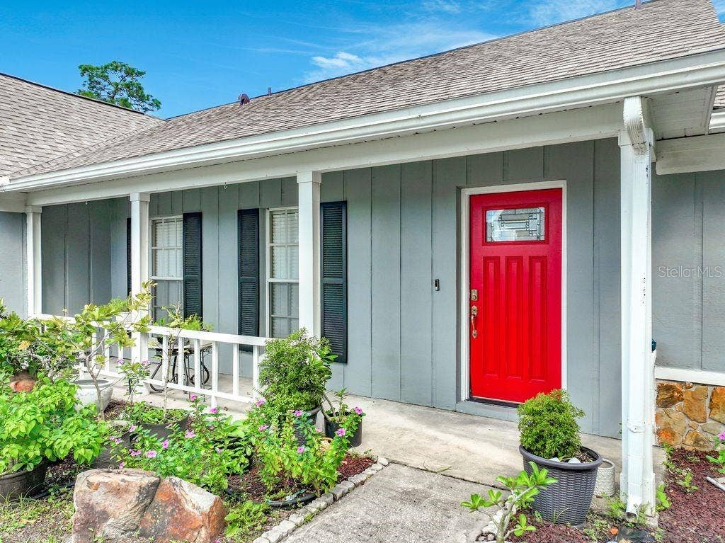 8609 CROSSBAY DRIVE, Orlando, FL 32829 8609 CROSSBAY DRIVE, Orlando, FL 32829