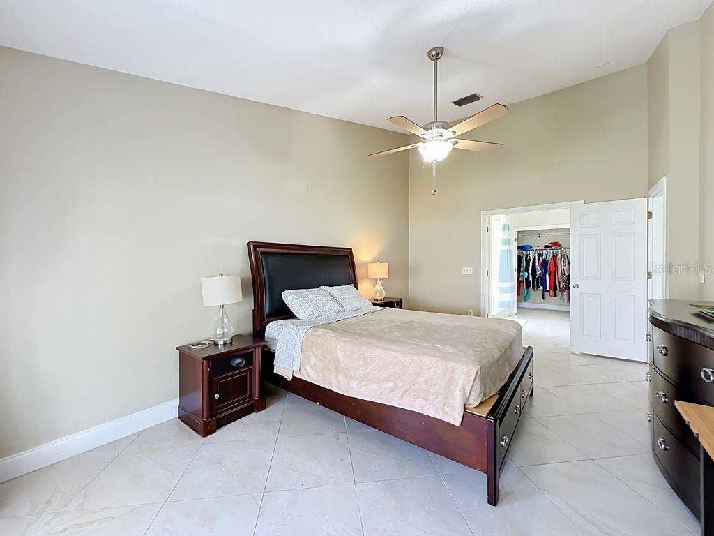 8609 CROSSBAY DRIVE, Orlando, FL 32829 8609 CROSSBAY DRIVE, Orlando, FL 32829