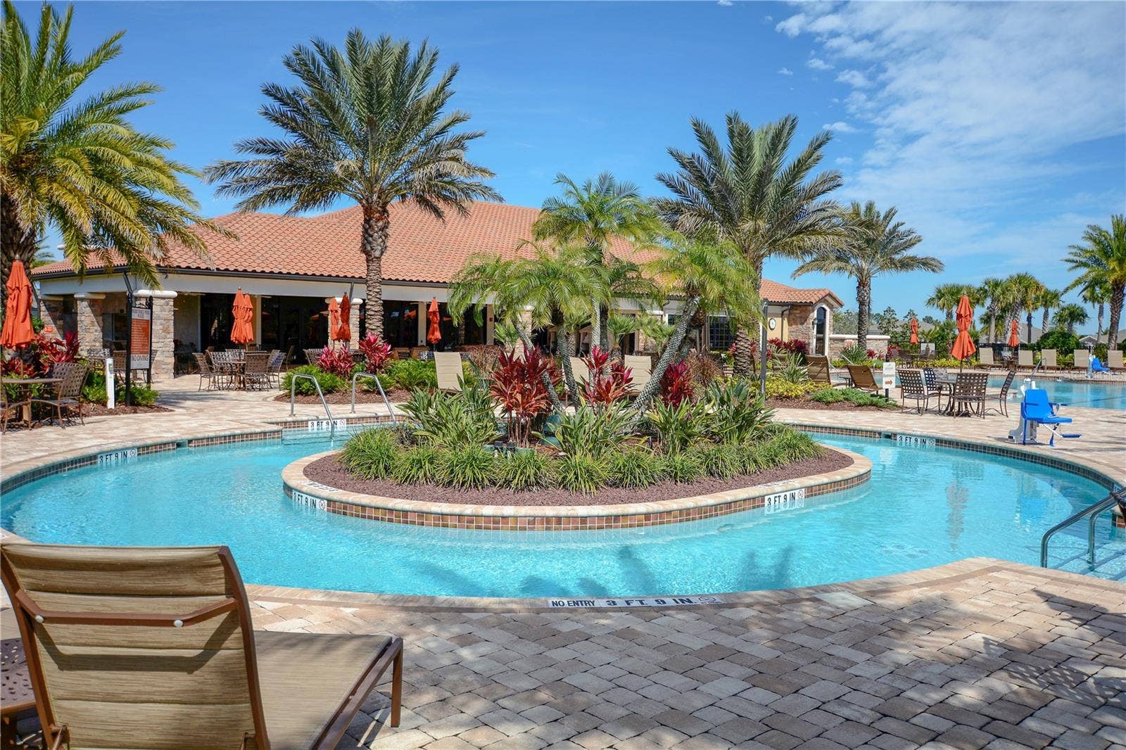 1038 TIMBERVALE TRAIL, Clermont, FL 34715 Resistance Pool for a great Aquatic Exercise