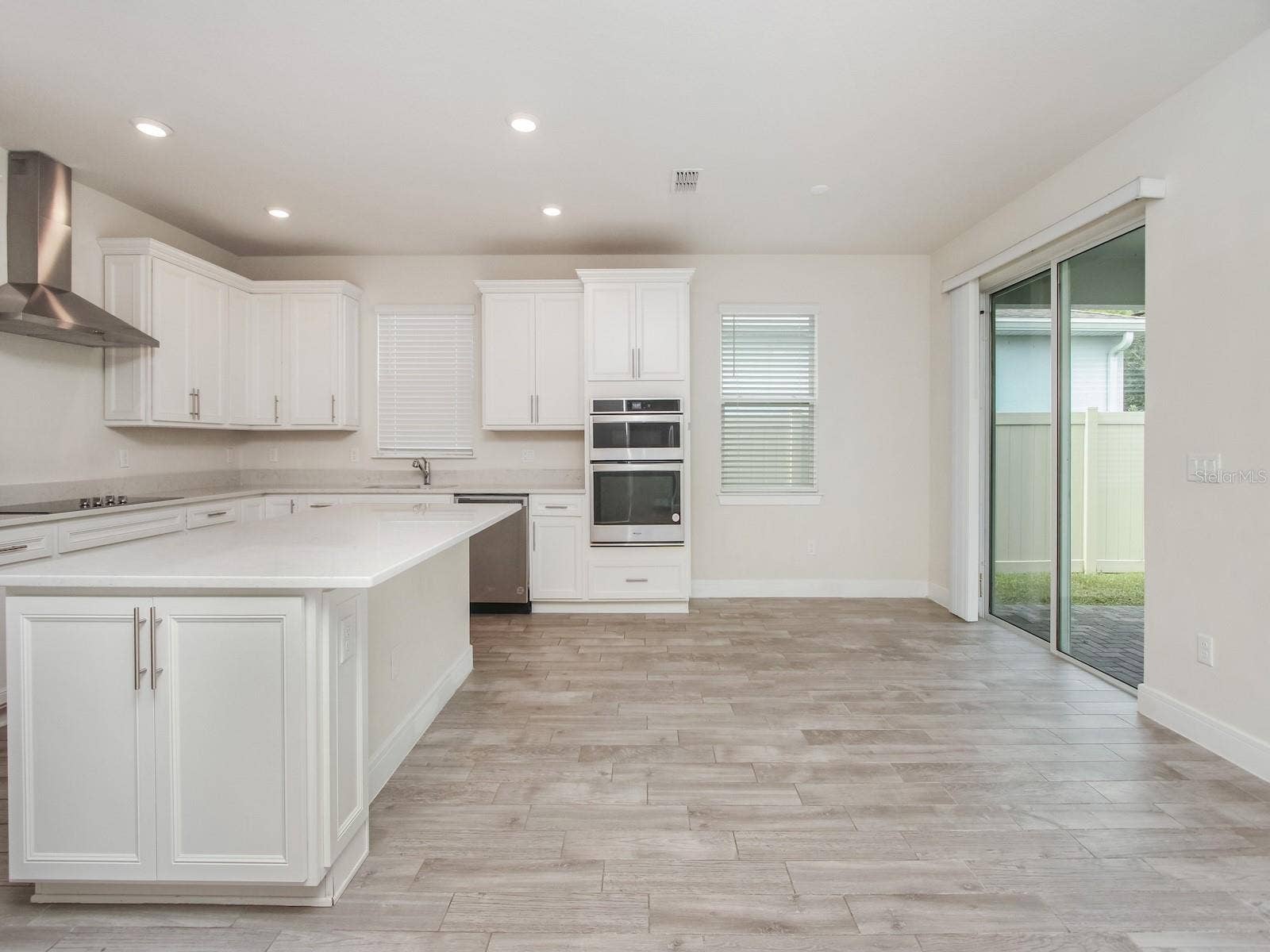 9715 BROWN BURROW STREET, Orlando, FL 32829 9715 BROWN BURROW STREET, Orlando, FL 32829