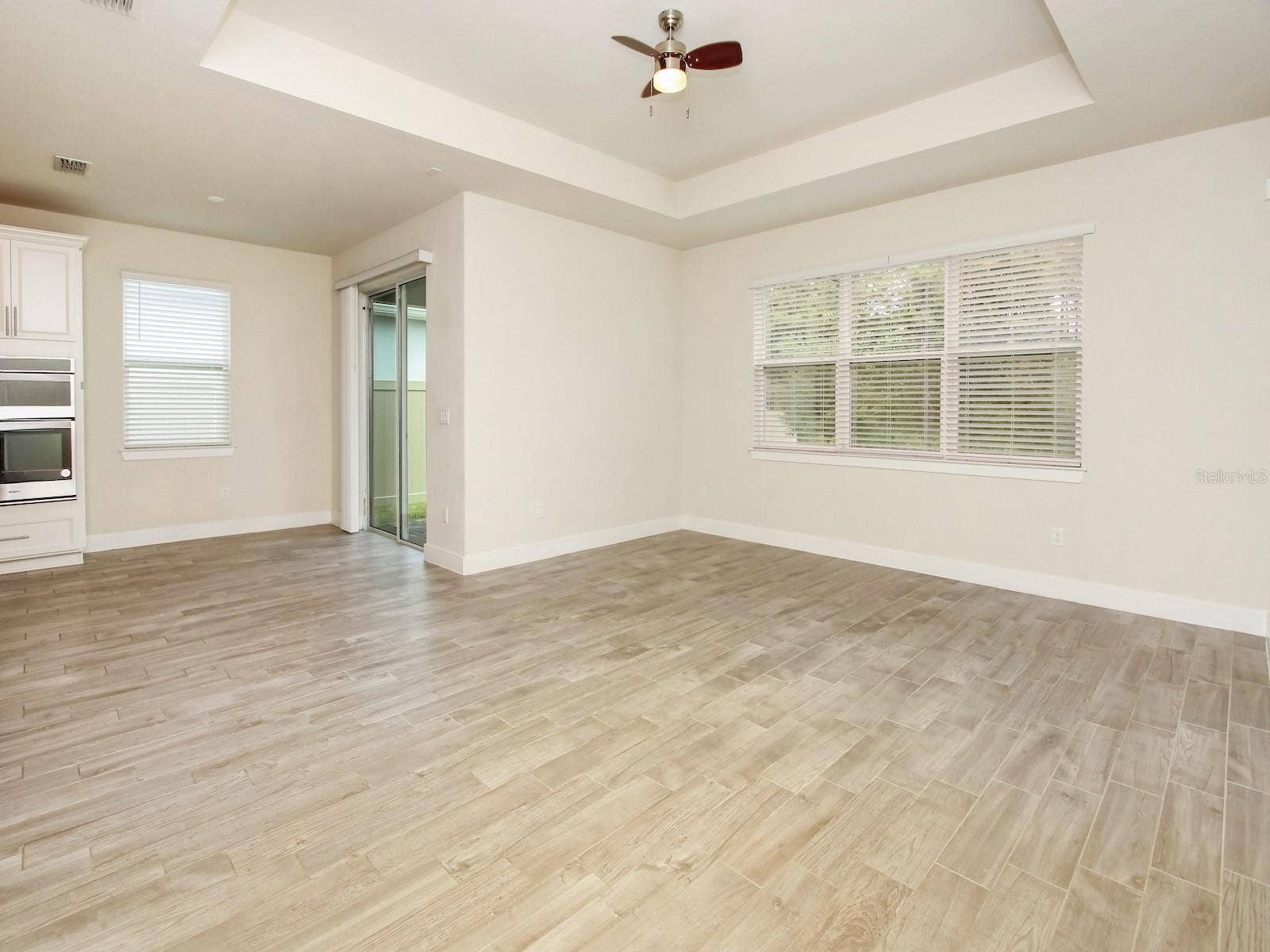 9715 BROWN BURROW STREET, Orlando, FL 32829 9715 BROWN BURROW STREET, Orlando, FL 32829