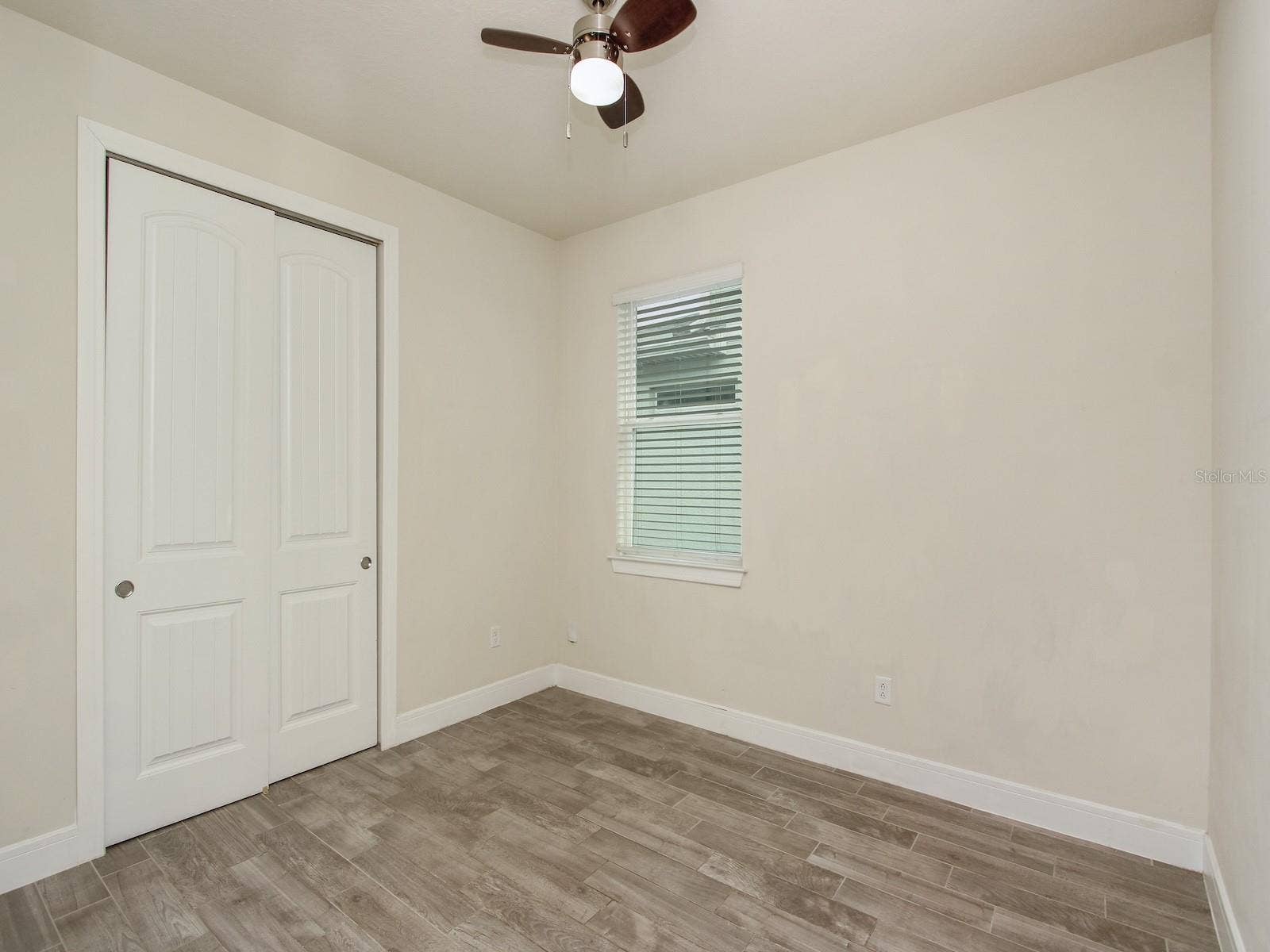 9715 BROWN BURROW STREET, Orlando, FL 32829 9715 BROWN BURROW STREET, Orlando, FL 32829