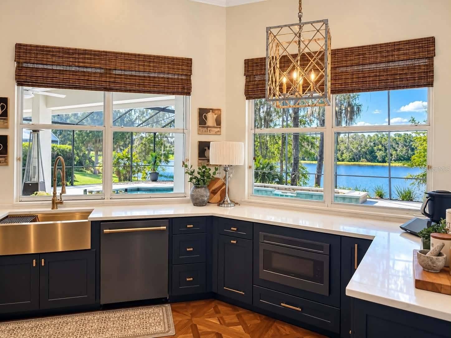 972 OAKPOINT CIRCLE, Apopka, FL 32712 Brand new chic kitchen with lake views