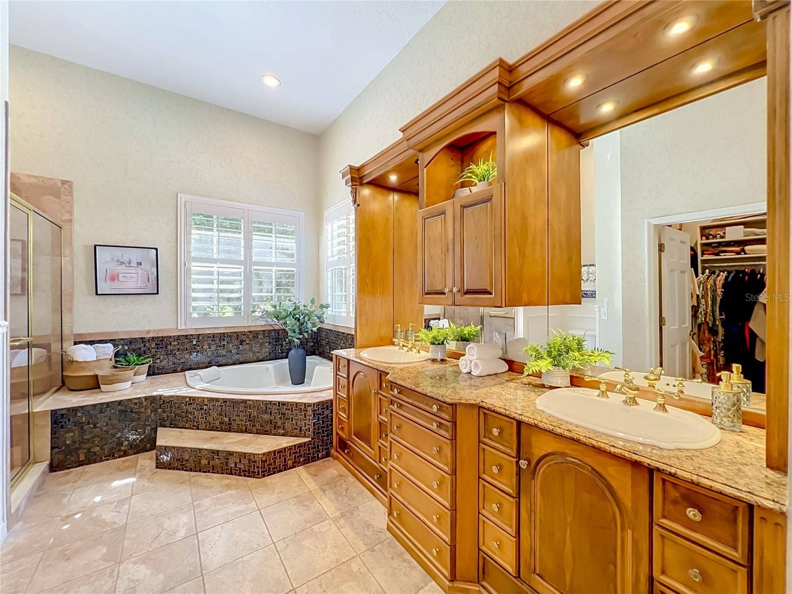 972 OAKPOINT CIRCLE, Apopka, FL 32712 972 OAKPOINT CIRCLE, Apopka, FL 32712