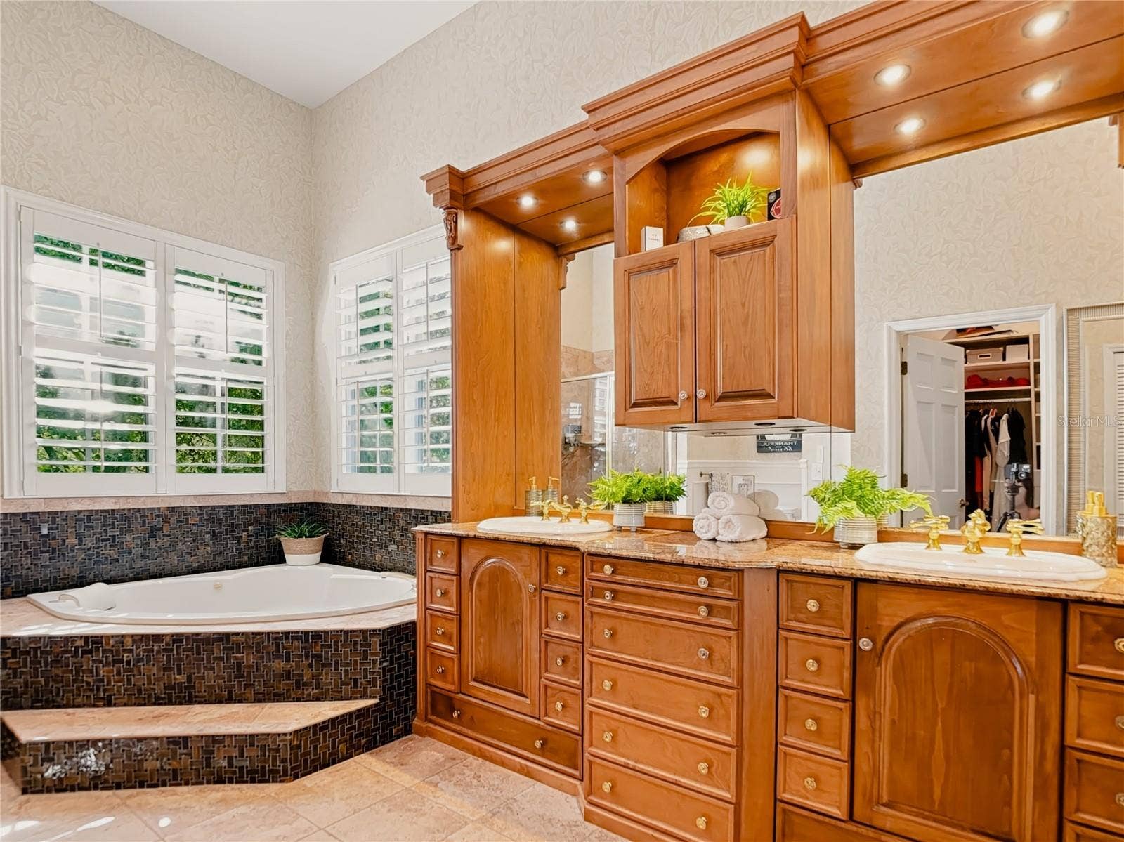 972 OAKPOINT CIRCLE, Apopka, FL 32712 972 OAKPOINT CIRCLE, Apopka, FL 32712