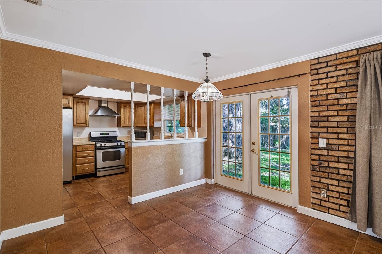 135 CORTEZ COURT, Winter Springs, FL 32708 Dining