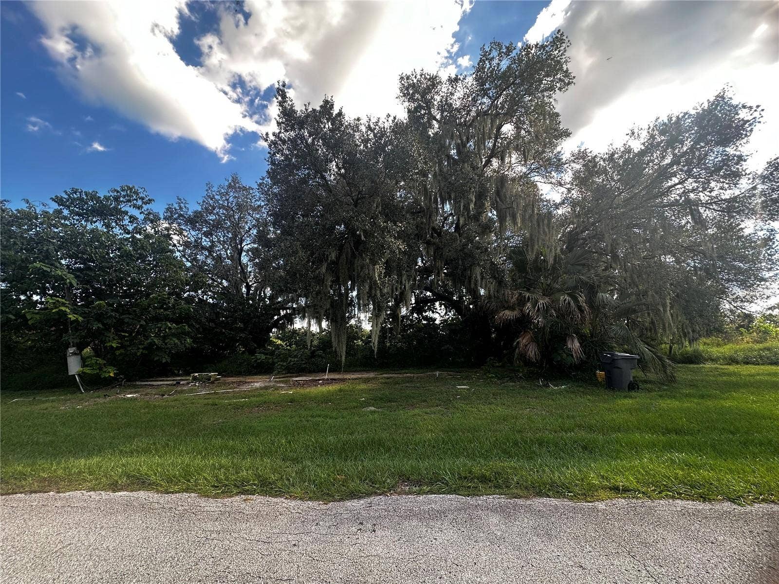 2180 2ND STREET, Mulberry, FL 33860 2180 2ND STREET, Mulberry, FL 33860