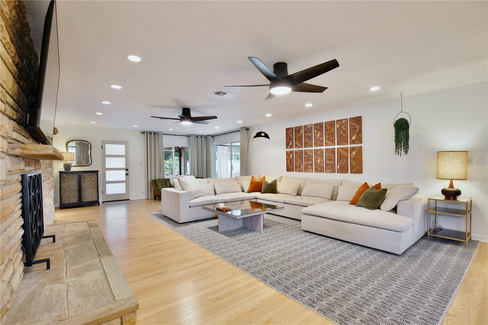 2387 WASHINGTON ROAD, Mount Dora, FL 32757 2387 WASHINGTON ROAD, Mount Dora, FL 32757