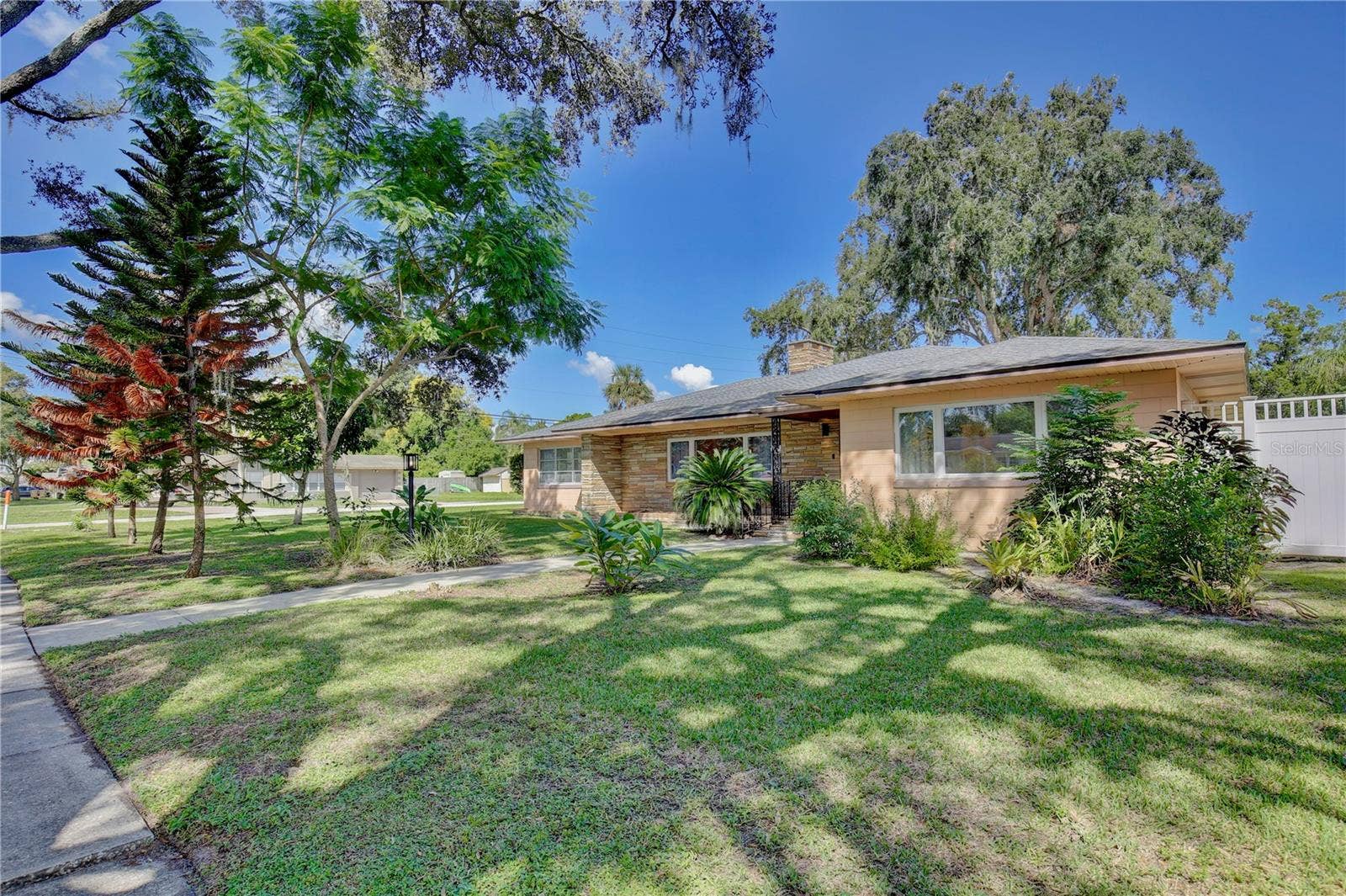 2387 WASHINGTON ROAD, Mount Dora, FL 32757 2387 WASHINGTON ROAD, Mount Dora, FL 32757
