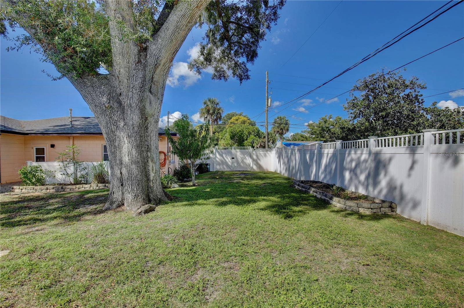 2387 WASHINGTON ROAD, Mount Dora, FL 32757 2387 WASHINGTON ROAD, Mount Dora, FL 32757