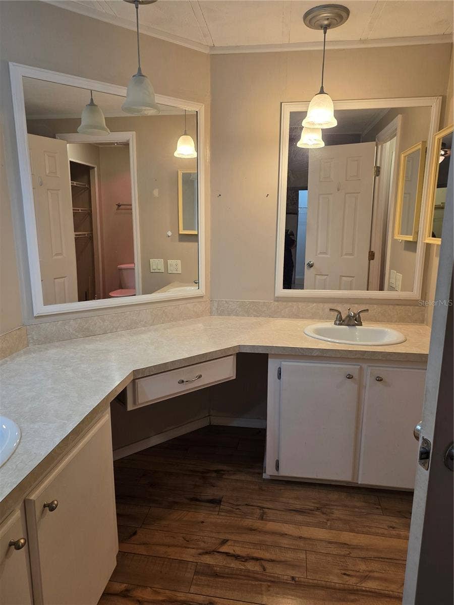 Dressing Area in Primary Bath