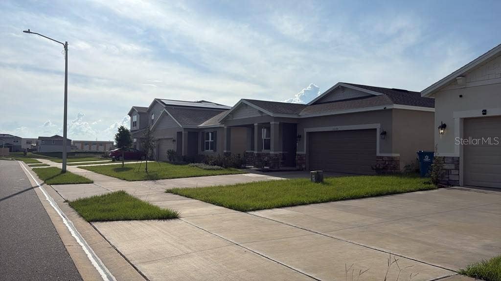3575 DAHLIA DRIVE, Haines City, FL 33844 3575 DAHLIA DRIVE, Haines City, FL 33844