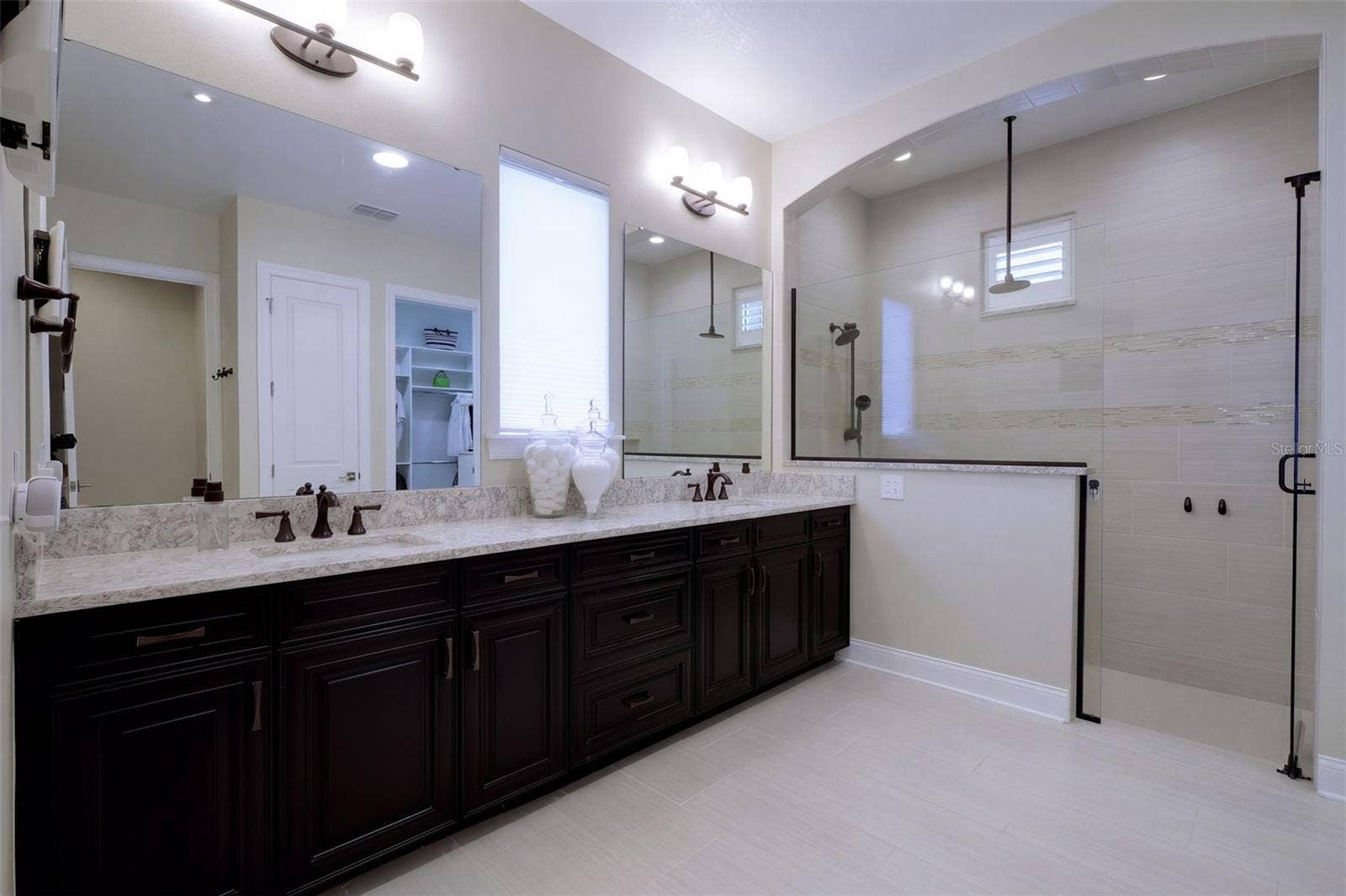 9493 REYMONT STREET, Orlando, FL 32827 9493 REYMONT STREET, Orlando, FL 32827