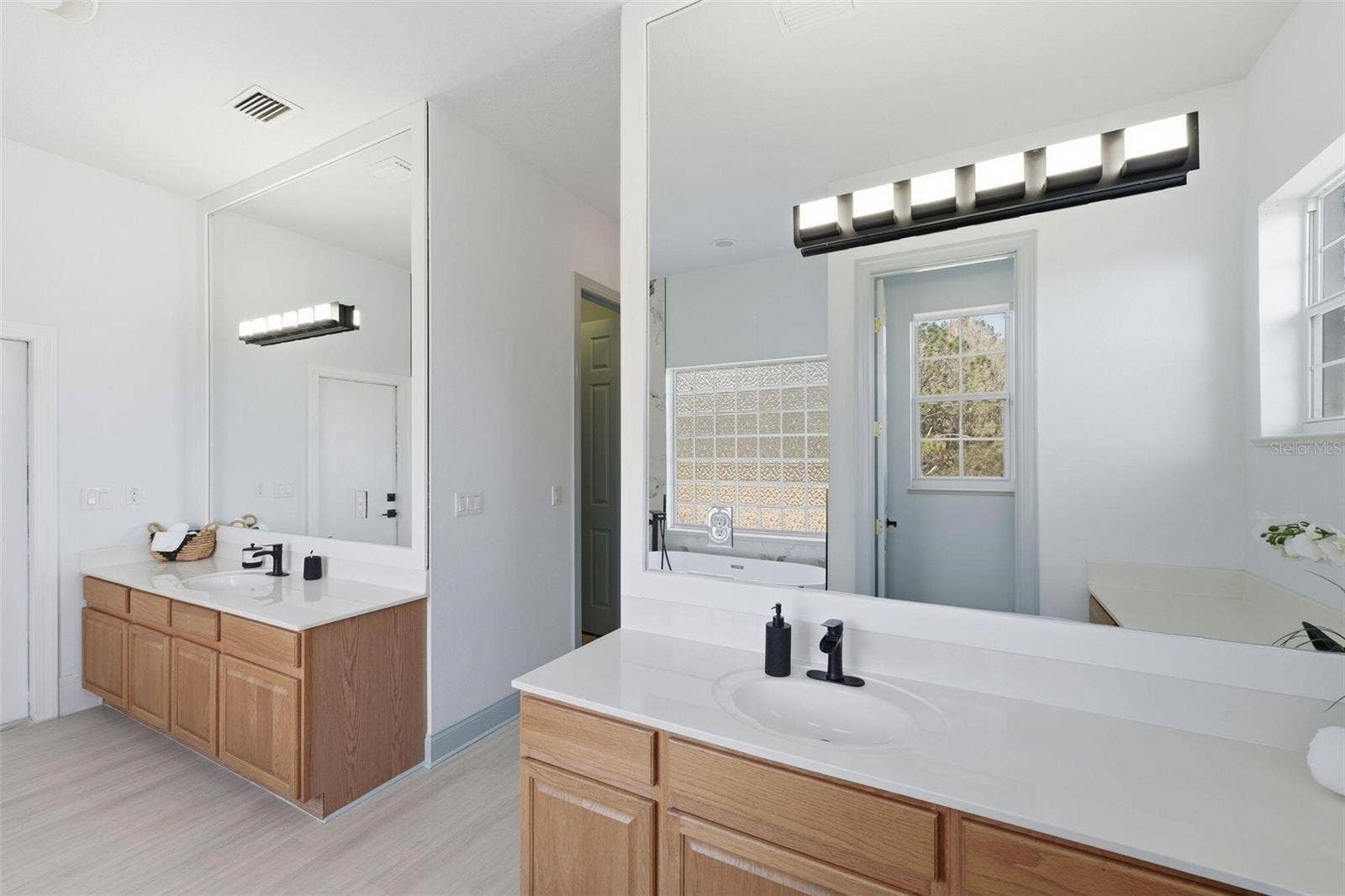 4873 NE 64TH AVENUE, Silver Springs, FL 34488 4873 NE 64TH AVENUE, Silver Springs, FL 34488