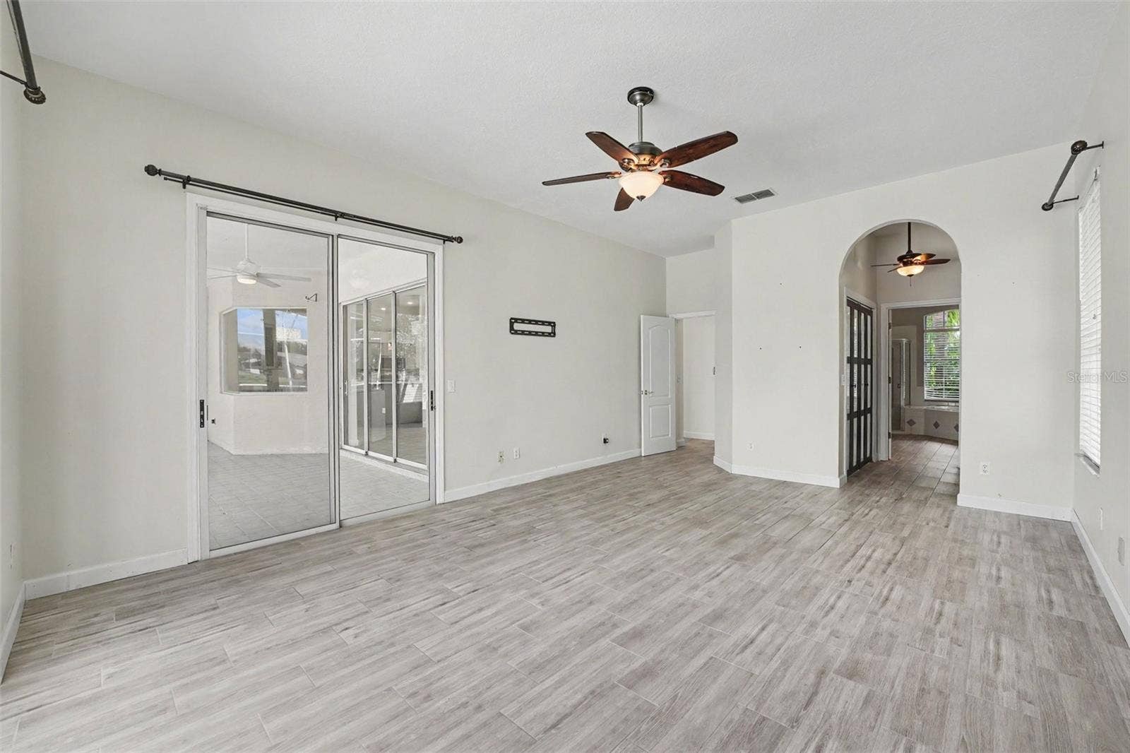 1805 LEE JANZEN DRIVE, Kissimmee, FL 34744 1805 LEE JANZEN DRIVE, Kissimmee, FL 34744