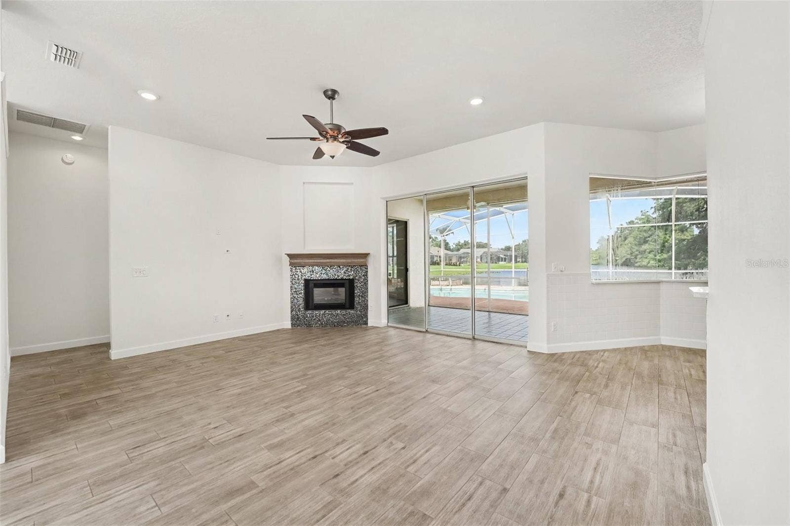 1805 LEE JANZEN DRIVE, Kissimmee, FL 34744 1805 LEE JANZEN DRIVE, Kissimmee, FL 34744