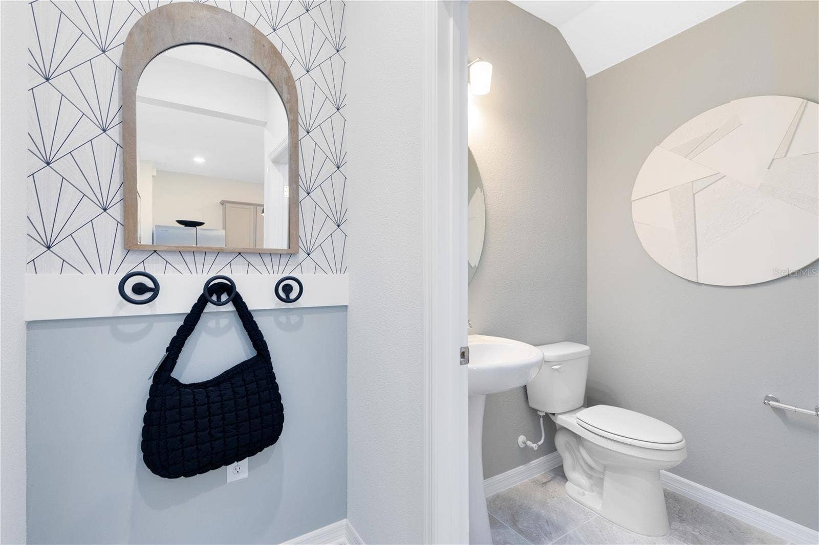 Model Home Design Only. Pictures and furnishings are for illustrative purposes only. Elevations, colors and options may vary. Furniture is for model home staging only.
