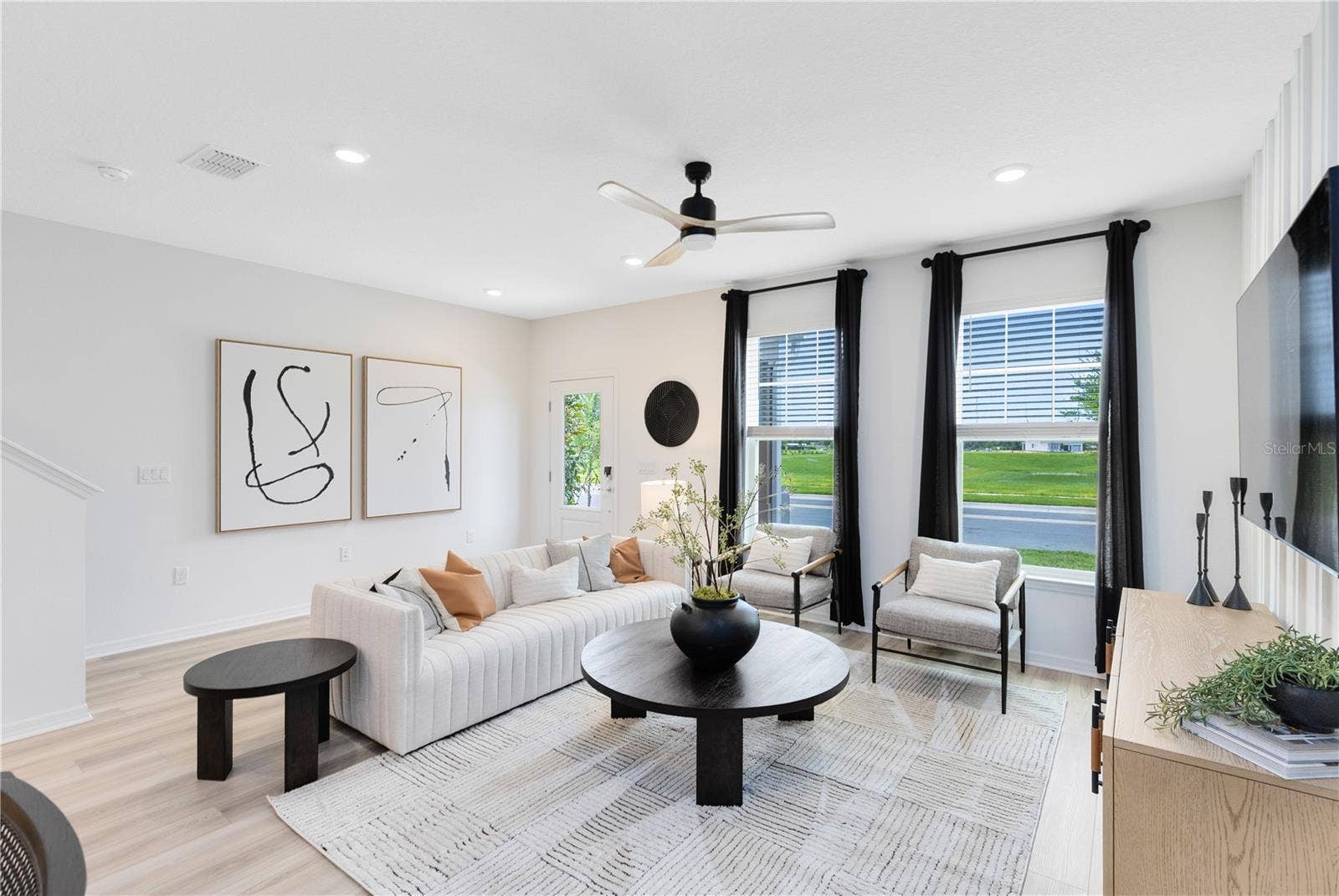 Model Home Design Only. Pictures and furnishings are for illustrative purposes only. Elevations, colors and options may vary. Furniture is for model home staging only.