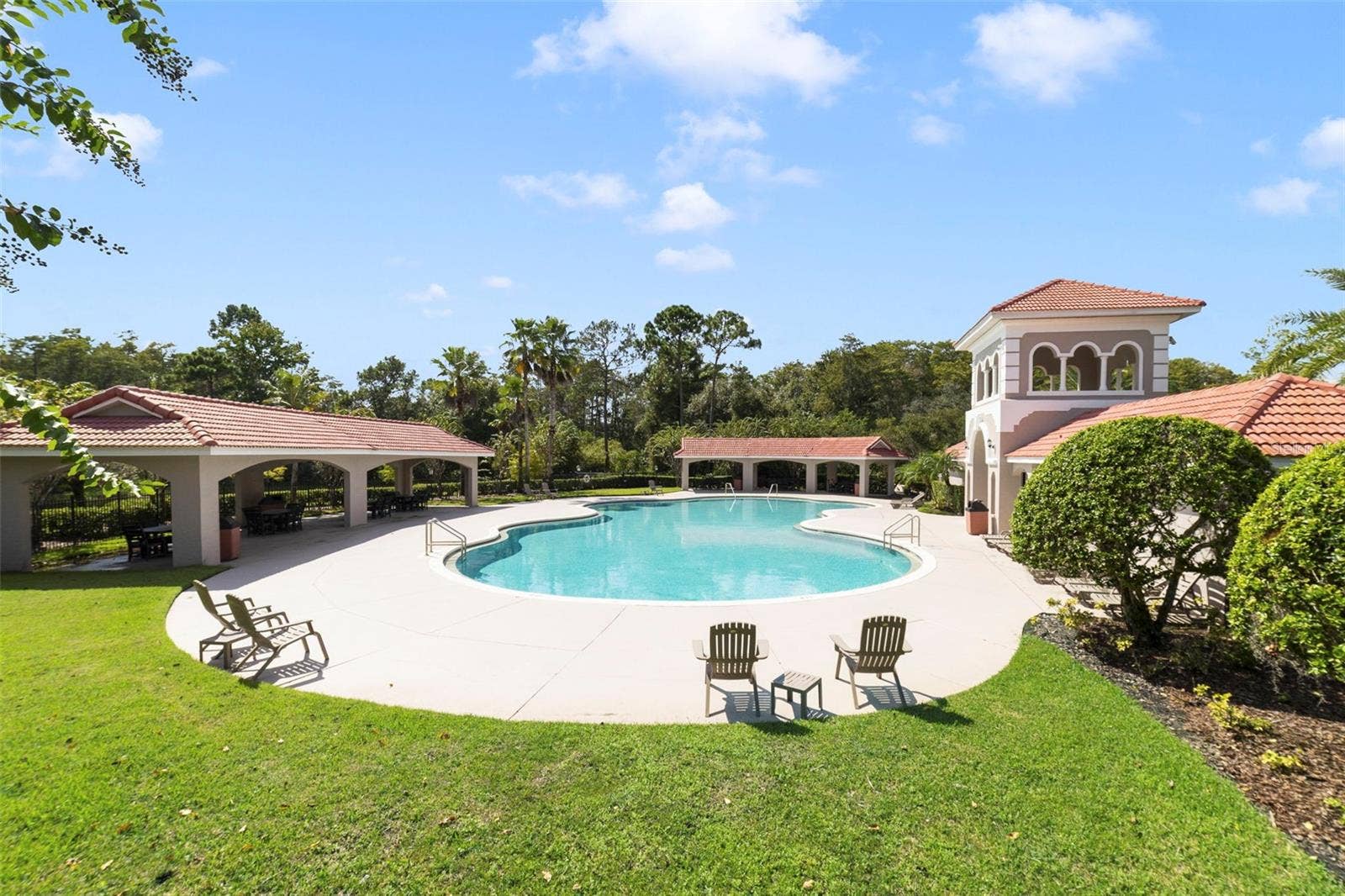 1557 AMARYLLIS CIRCLE, Orlando, FL 32825 The Community Pool.