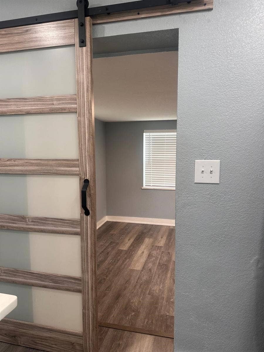 1113 S CENTRAL AVENUE, Lakeland, FL 33815 Barn Door