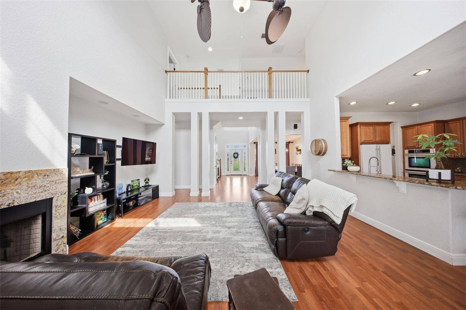 816 E FULLERS CROSS ROAD, Winter Garden, FL 34787 816 E FULLERS CROSS ROAD, Winter Garden, FL 34787