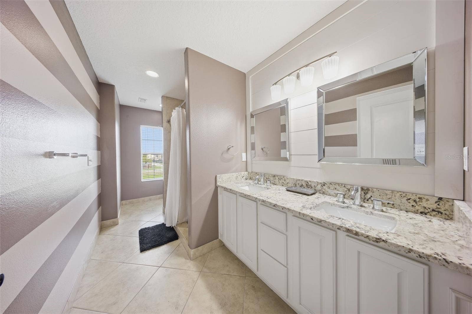 816 E FULLERS CROSS ROAD, Winter Garden, FL 34787 816 E FULLERS CROSS ROAD, Winter Garden, FL 34787