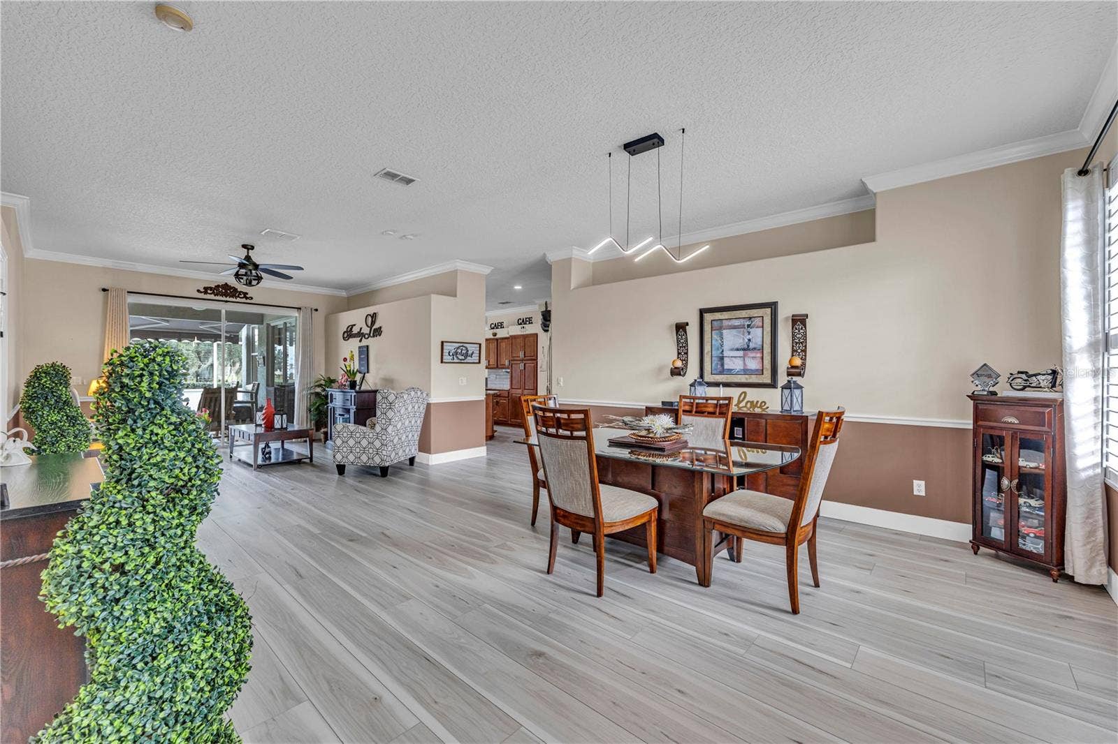 255 STRATHMORE CIRCLE, Kissimmee, FL 34744 255 STRATHMORE CIRCLE, Kissimmee, FL 34744