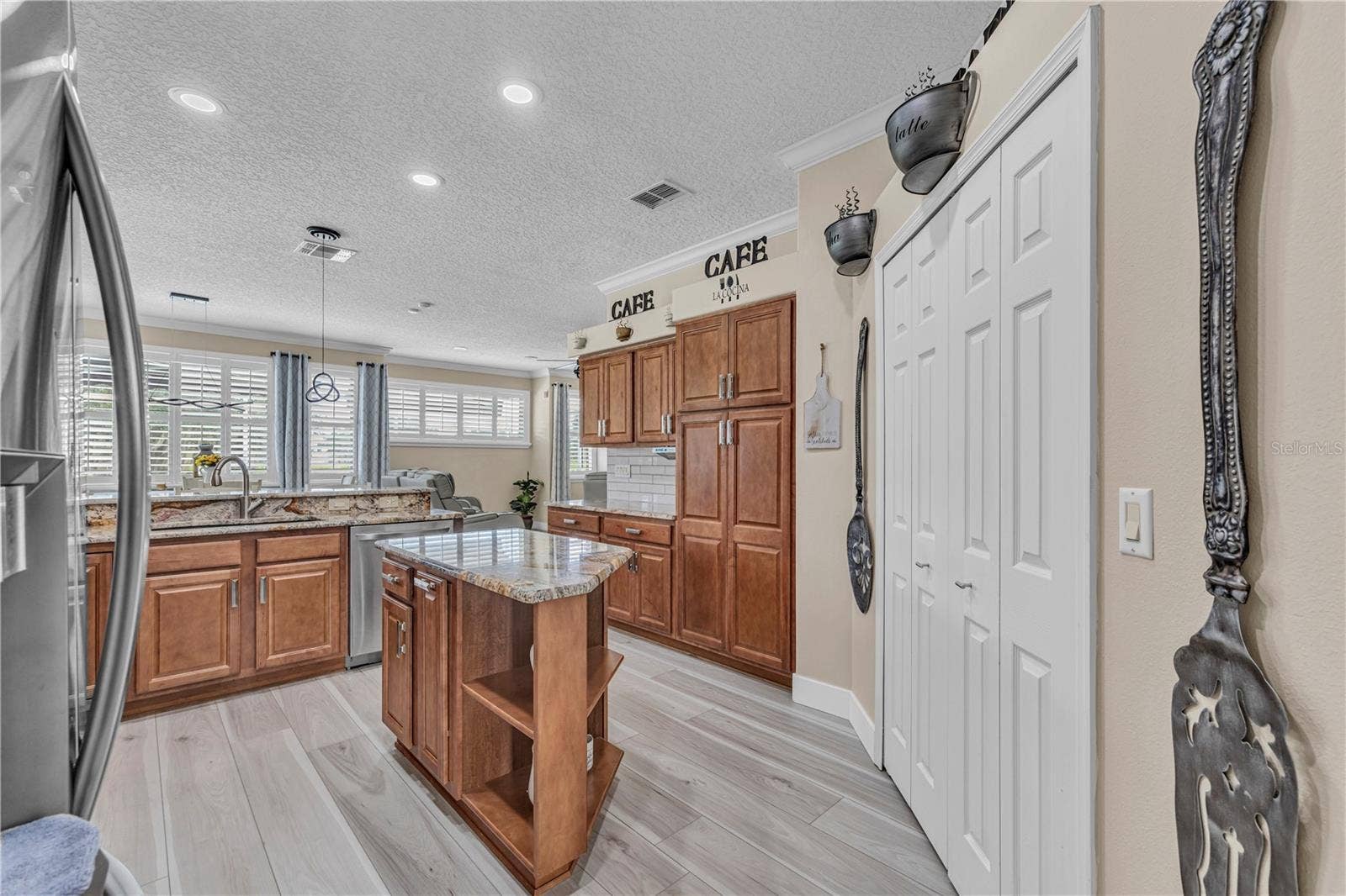 255 STRATHMORE CIRCLE, Kissimmee, FL 34744 255 STRATHMORE CIRCLE, Kissimmee, FL 34744