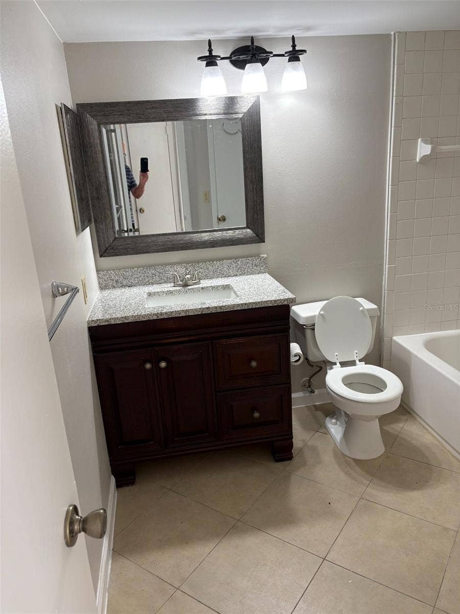 360 LAKEPOINTE DRIVE, #202, Altamonte Springs, FL 32701 360 LAKEPOINTE DRIVE, #202, Altamonte Springs, FL 32701