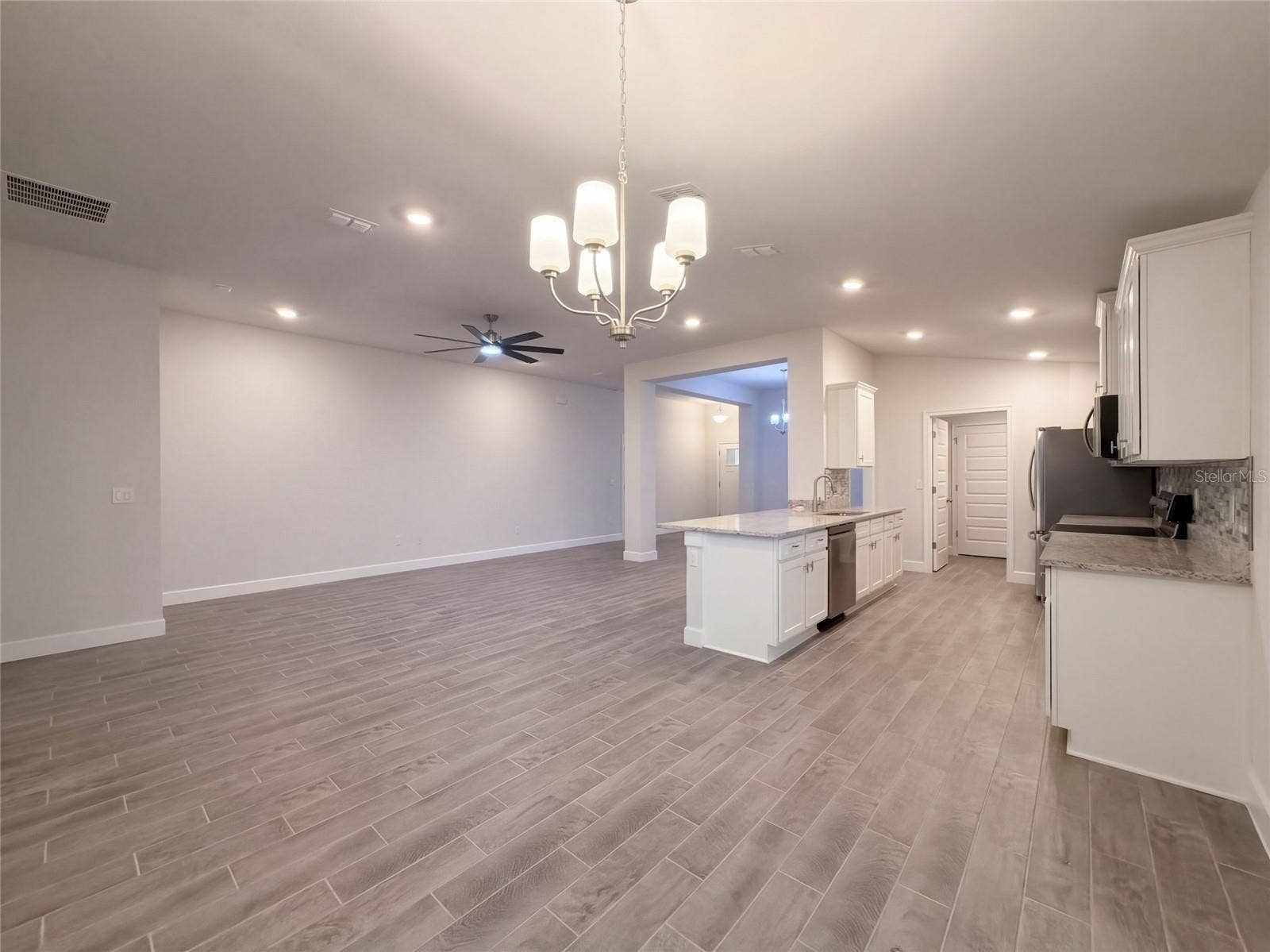 5938 164TH AVENUE E, Parrish, FL 34219 5938 164TH AVENUE E, Parrish, FL 34219