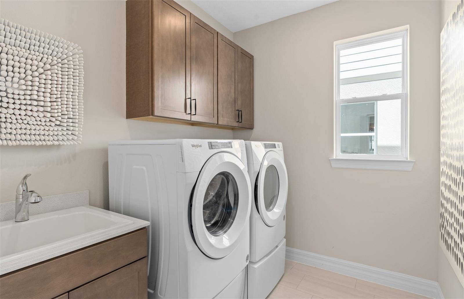 16700 MINT MEADOW ROAD, Orlando, FL 32820 Model Home Design Only. Pictures and furnishings are for illustrative purposes only. Elevations, colors and options may vary. Furniture is for model home staging only.?