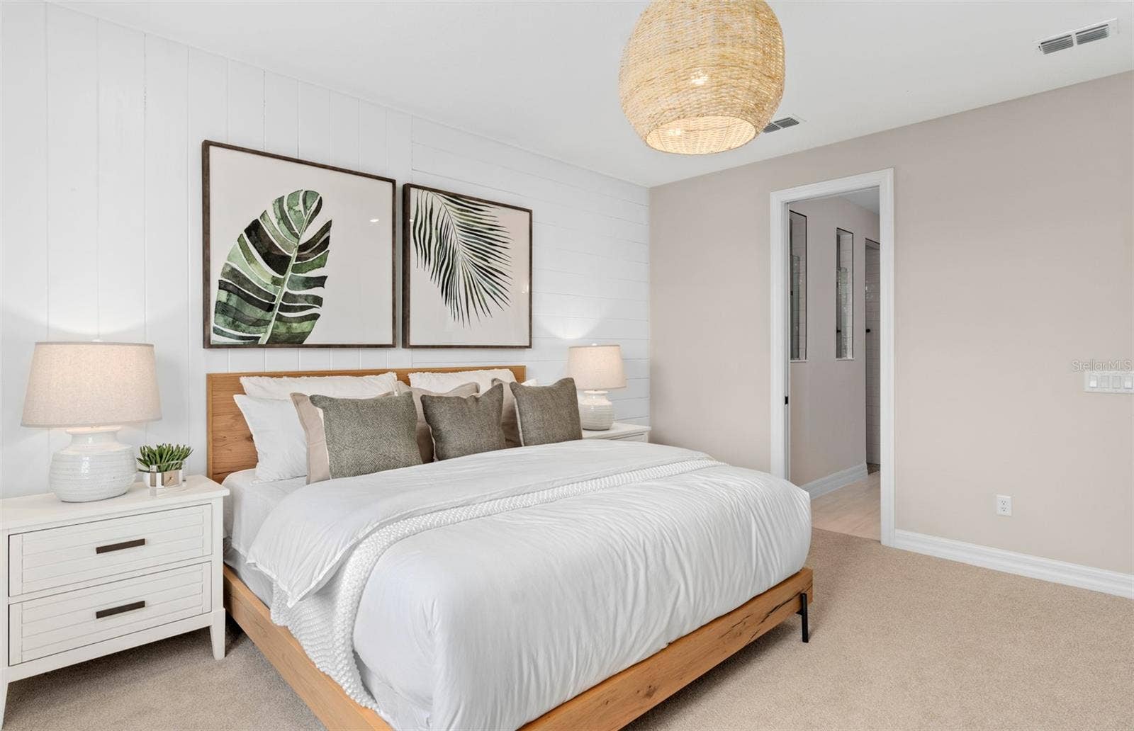 16700 MINT MEADOW ROAD, Orlando, FL 32820 Model Home Design Only. Pictures and furnishings are for illustrative purposes only. Elevations, colors and options may vary. Furniture is for model home staging only.?