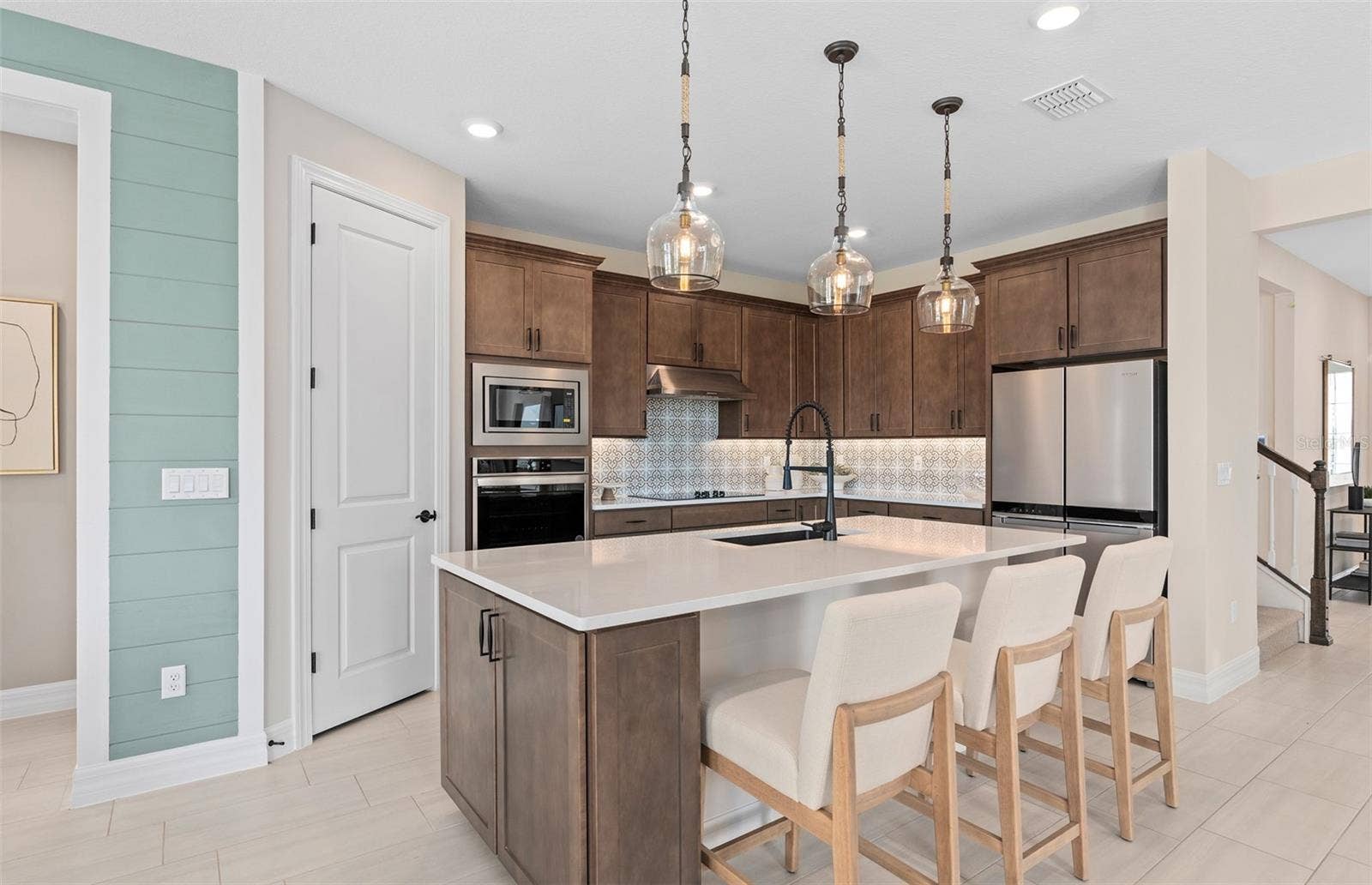 16700 MINT MEADOW ROAD, Orlando, FL 32820 Model Home Design Only. Pictures and furnishings are for illustrative purposes only. Elevations, colors and options may vary. Furniture is for model home staging only.?