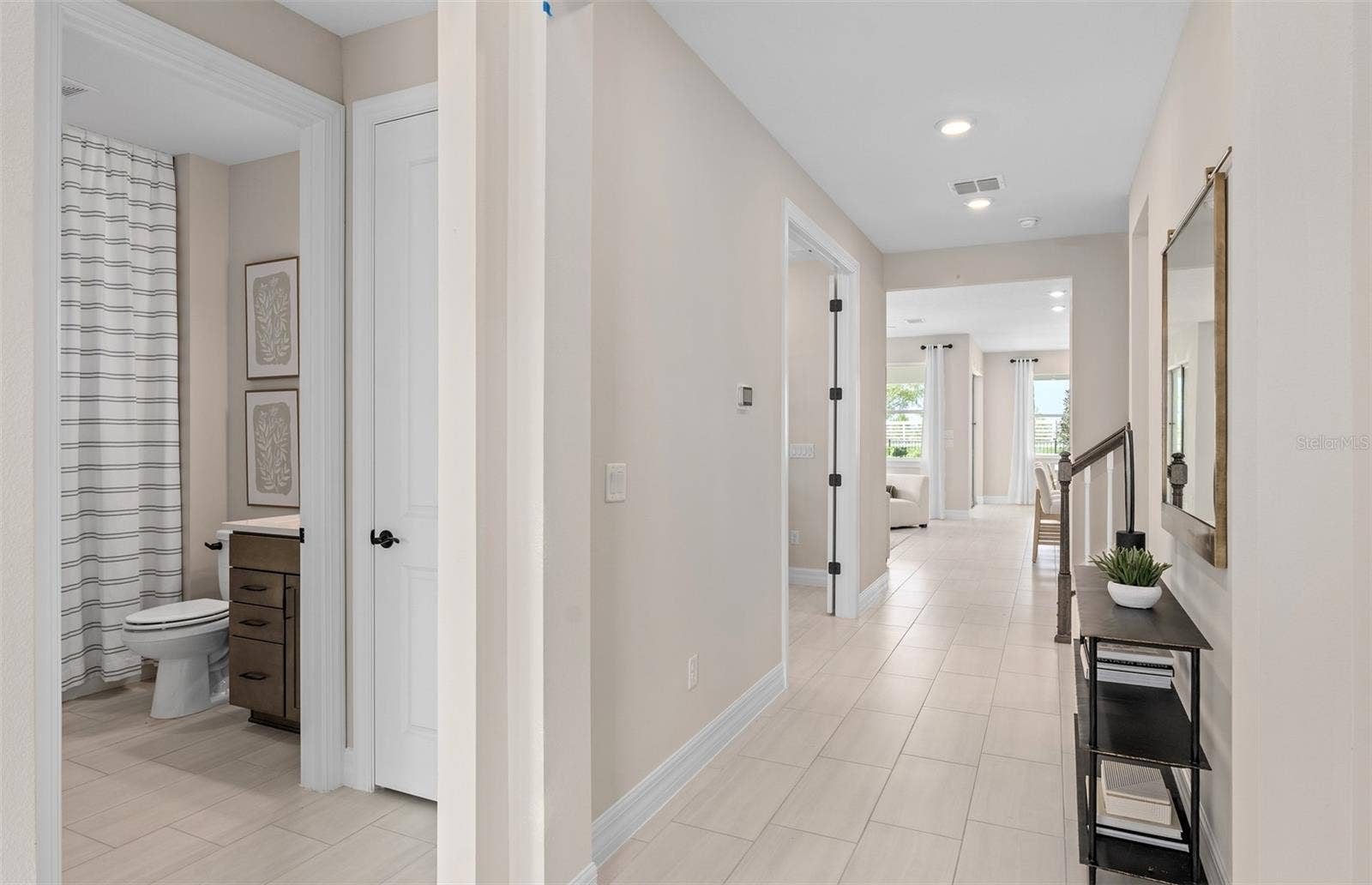 16700 MINT MEADOW ROAD, Orlando, FL 32820 Model Home Design Only. Pictures and furnishings are for illustrative purposes only. Elevations, colors and options may vary. Furniture is for model home staging only.?