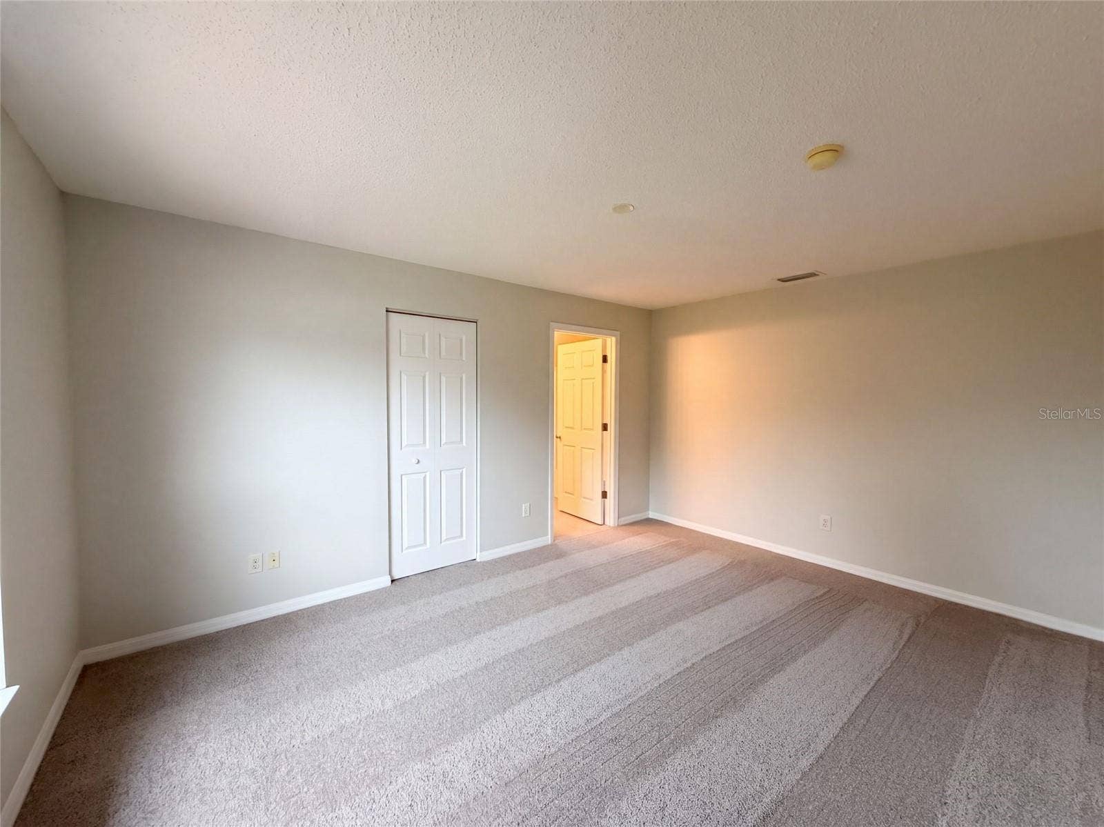 18 ROLLAND LANE, Palm Coast, FL 32164 18 ROLLAND LANE, Palm Coast, FL 32164